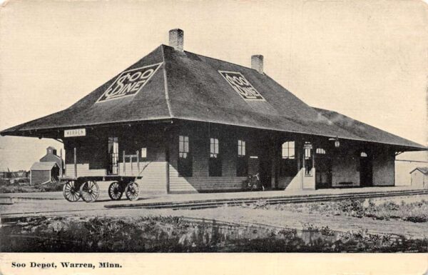 Warren Minnesota Soo Depot Train Station Vintage Postcard AA93160