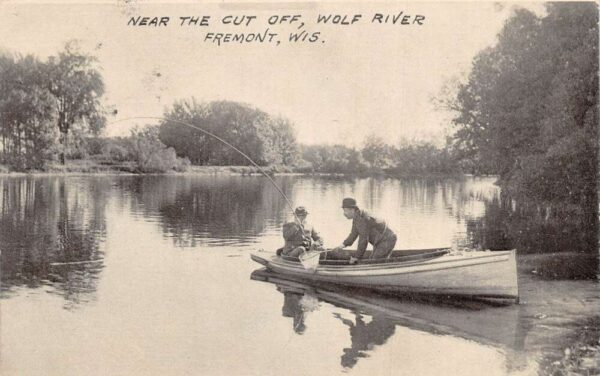 Fremont Wisconsin Wolf River Fishing Scene Vintage Postcard AA93253