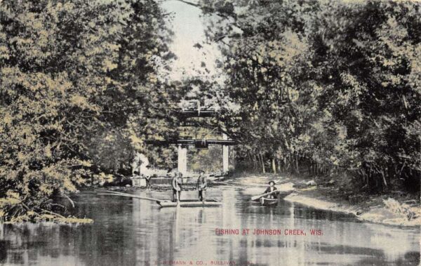 Johnson Creek Wisconsin Fishing on River Scenic View Vintage Postcard AA93270