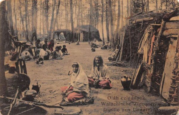 Hungary Olah Gypsies Wallachian Gypsy Family Vintage Postcard AA94025