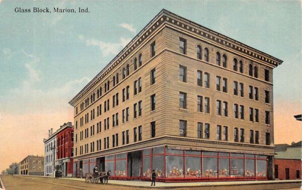 Marion Indiana Glass Block Street Scene Vintage Postcard AA94040