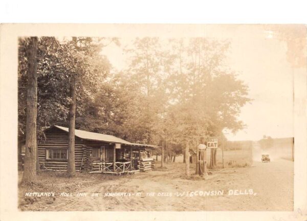 Wisconsin Dells Wisconsin Nettlands Roll Inn Gas Station Real Photo PC AA94226