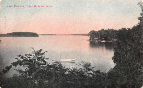 Mankato Minnesota Lake Madison Scenic View Vintage Postcard AA94451