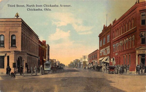 Chickasha Oklahoma Third Street and Bank Vintage Postcard AA94999