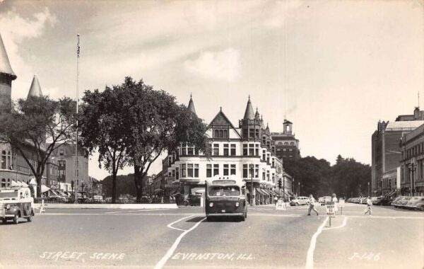 Evanston Illinois Street Scene and Bus Real Photo Postcard AA95407