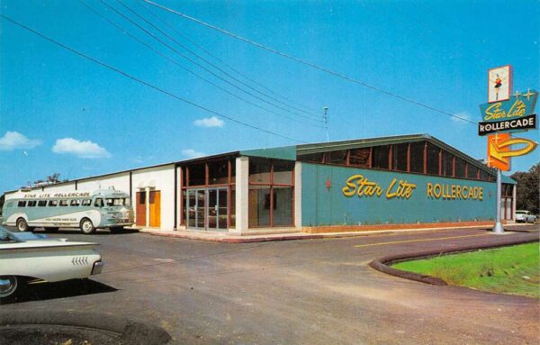 Dallas Texas Star Lite Rollercade Bus Vintage Postcard AA95409