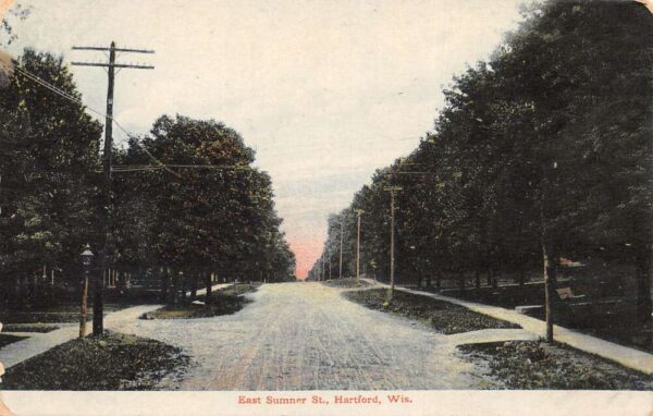 Hartford Wisconsin East Summer Street Vintage Postcard AA97112