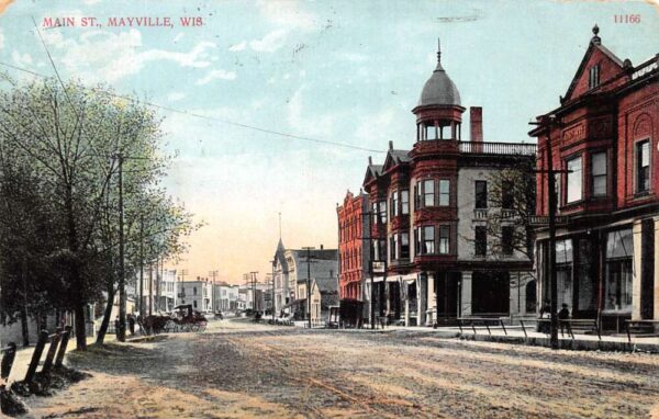 Mayville Wisconsin Main Street Vintage Postcard AA97272