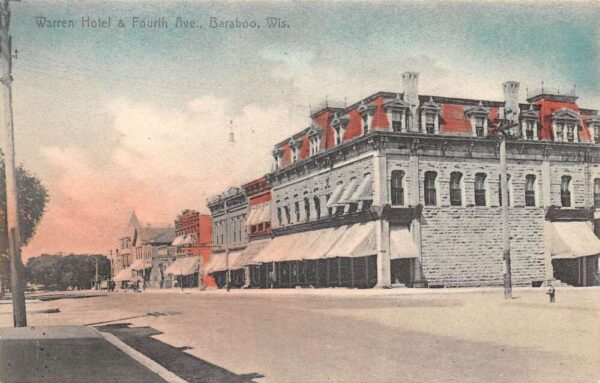 Baraboo Wisconsin Warren Hotel and Fourth Avenue Street Scene Postcard AA97736