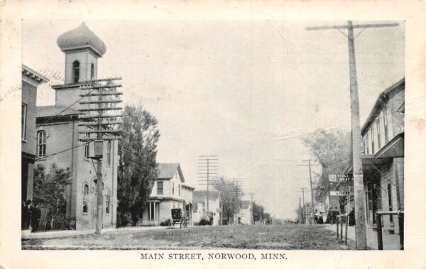 Norwood Minnesota Main Street Vintage Postcard AA98309