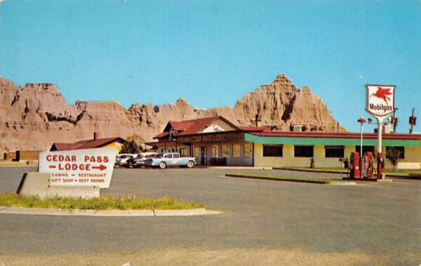 Badlands National Monument South Dakota Cedar Pass Lodge, Vintage PC U22364