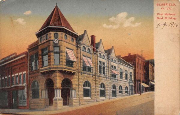 Bluefield West Virginia 1st National Bank Building, Vintage Postcard U22385