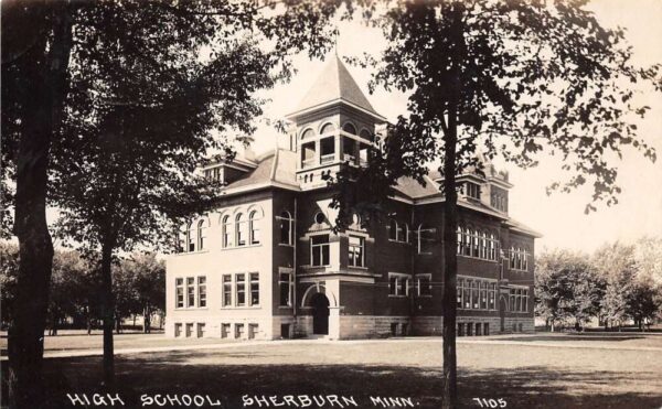 Sherburn Minnesota High School, Real Photo, Vintage Postcard U21384