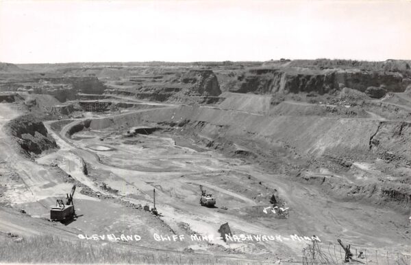 Nashwauk Minnesota Cleveland Cliff Mine, Real Photo, Vintage Postcard U21388