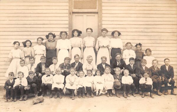 Nowthen Minnesota School Children Assemblage, Real Photo, Vintage PC U21428