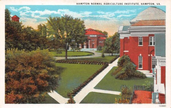 Hampton Virginia Hampton Normal Agriculture Institute, Vintage Postcard U21880