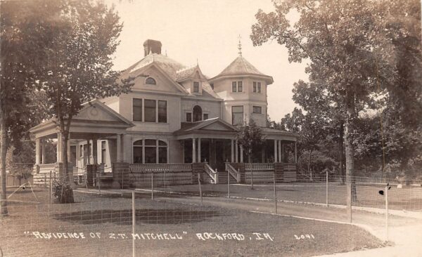 Rockford Iowa Residence OF Z.T. Mitchell, Real Photo, Vintage Postcard U22665